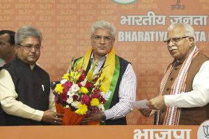 Kailash Gahlot Join BJP