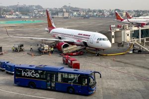 Mumbai airport Bomb threat