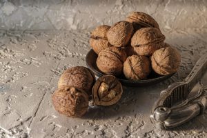 walnuts for hair