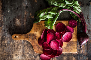 Beetroot Chips Recipe: बच्चे खाएंगे बड़े चाव से बनाएं ये स्वादिष्ट और हेल्दी बीटरूट चिप्स