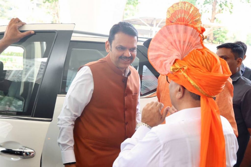 Devendra Fadnavis Video: लौटकर आ गया समंदर