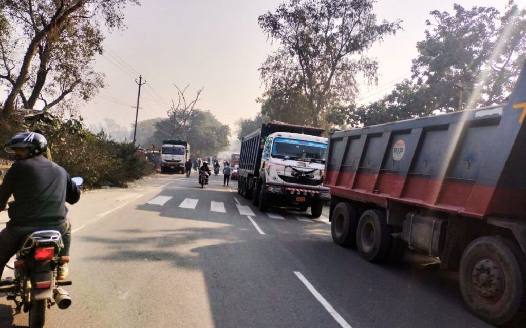 Koderma Jamua Road Jam Jharkhand