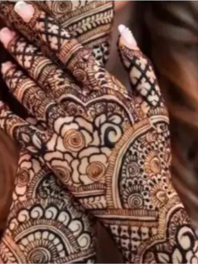 Cropped Mehndi Design For Engagement 4