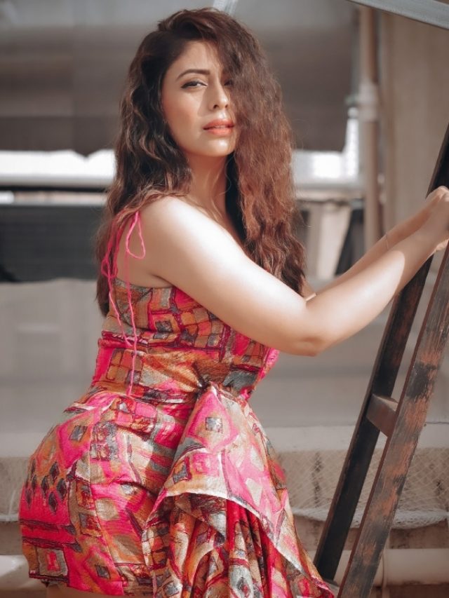 Cropped Neha Sargam1