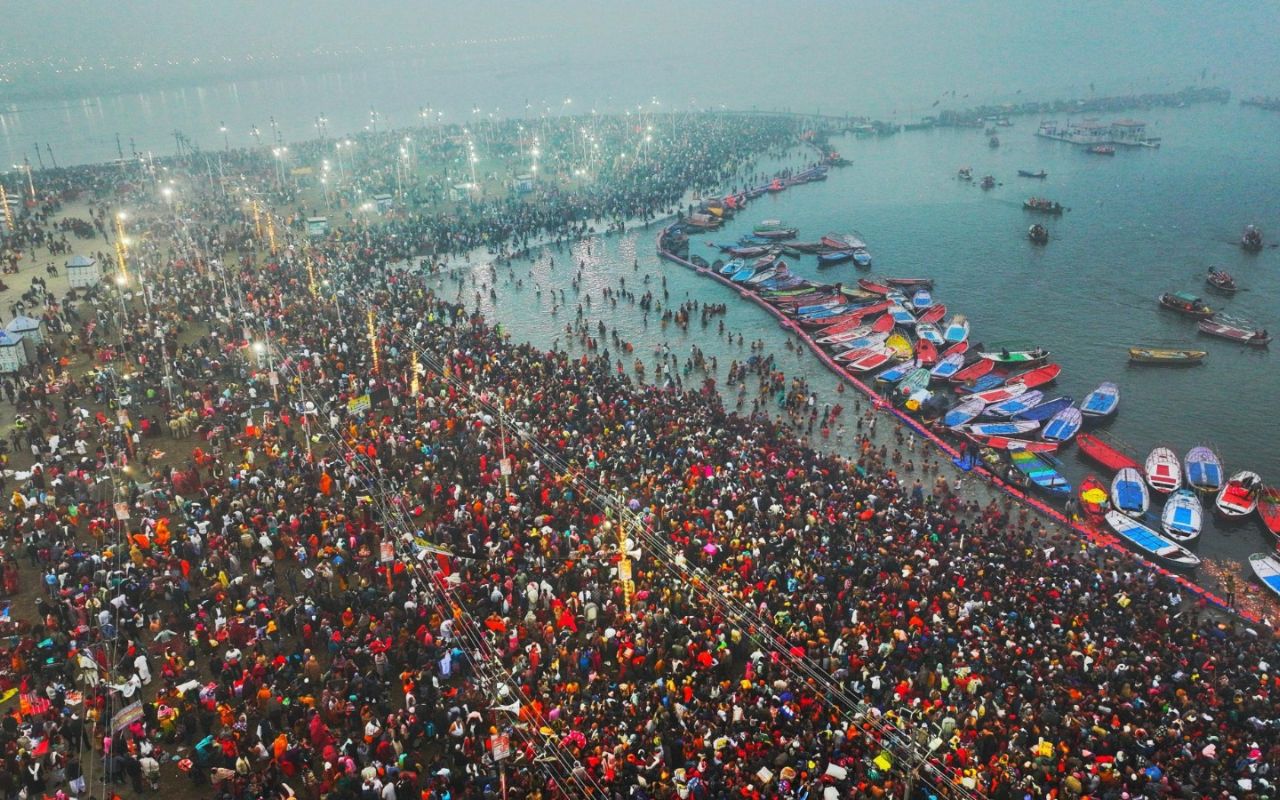 Mahakumbh 2025: प्रयागराज में दुनिया का सबसे बड़ा धार्मिक मेला शुरू, जानें महाकुंभ में कितने होंगे शाही स्नान