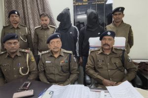 पुलिस की गिरफ्त में आरोपी