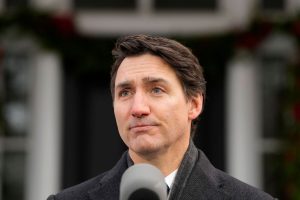 Justin Trudeau resign