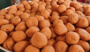 bihar famous sweets atom bomb| Famous Sweets: The unique 'Atom Bomb' sweet is very famous, the taste will attract you again and again.