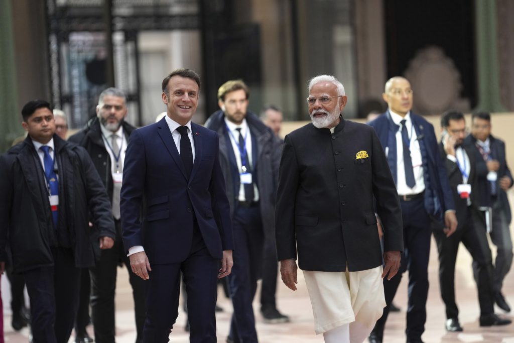 PM Modi vibes in France 