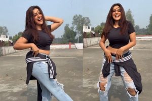 Akshara Singh Viral Video