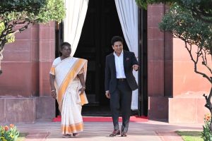 President Draupadi Murmu and Sachin Tendulkar