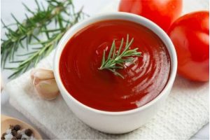 Making Tomato Sauce at Home