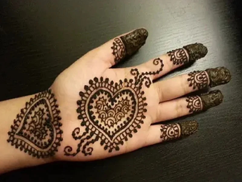 Valentine Day Mehndi Design3