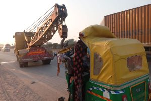 mahakumbh accident news| Accident News: Auto of devotees going from Mahakumbh to Aurangabad collides with a parked truck, three killed